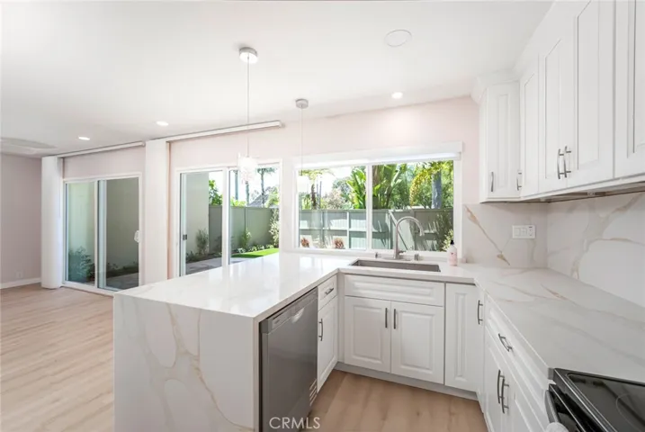 19751 Oceanaire Circle, Huntington Beach, California 92648