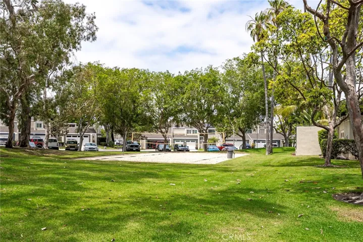 19751 Oceanaire Circle, Huntington Beach, California 92648