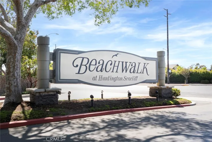 19751 Oceanaire Circle, Huntington Beach, California 92648