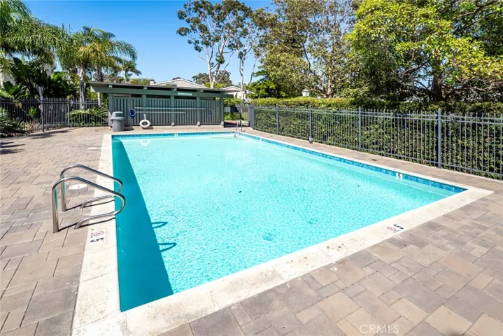 19751 Oceanaire Circle, Huntington Beach, California 92648