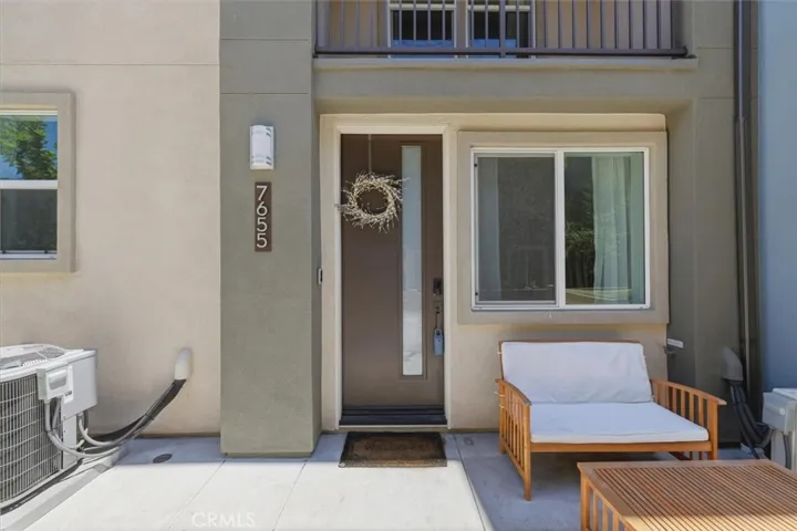 Private oversized patio