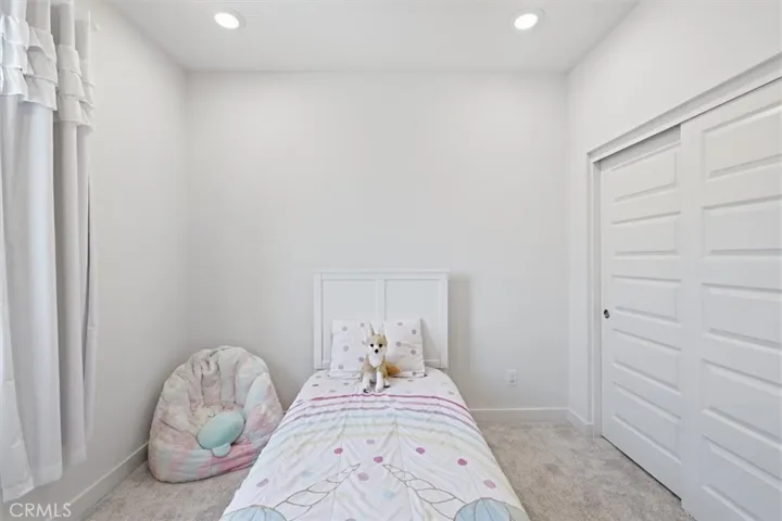 3rd bedroom (all bedrooms on the same floor)