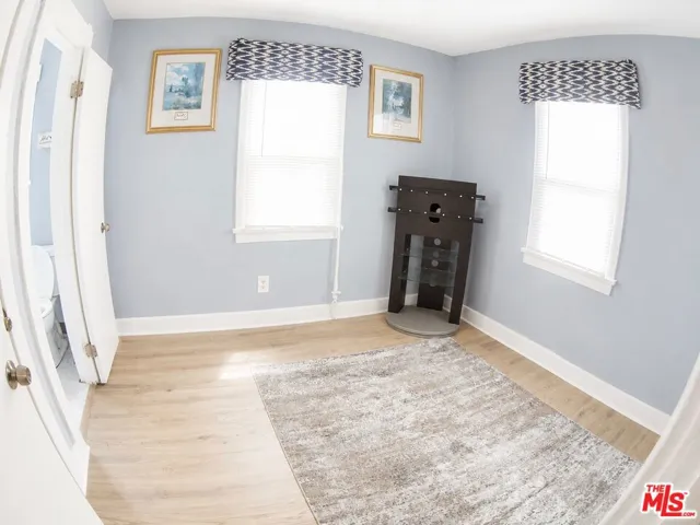 228 W 70th Street, Los Angeles, California 90003