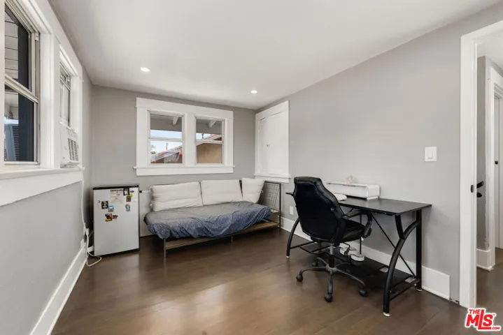 123 N Dillon Street, Los Angeles, California 90026