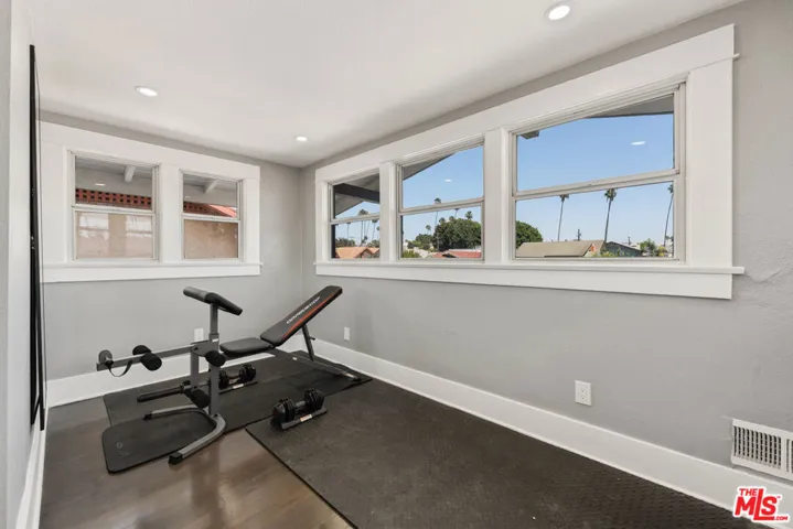123 N Dillon Street, Los Angeles, California 90026