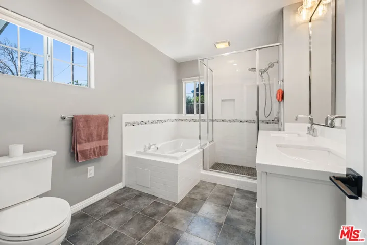 123 N Dillon Street, Los Angeles, California 90026