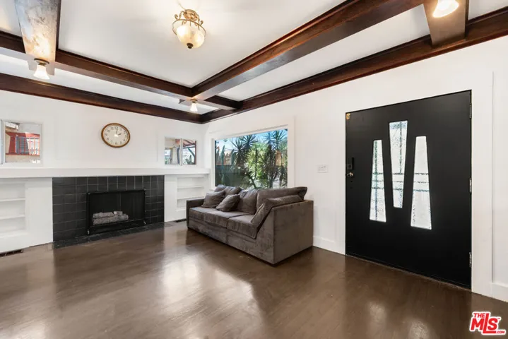 123 N Dillon Street, Los Angeles, California 90026
