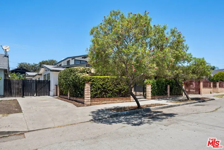 123 N Dillon Street, Los Angeles, California 90026