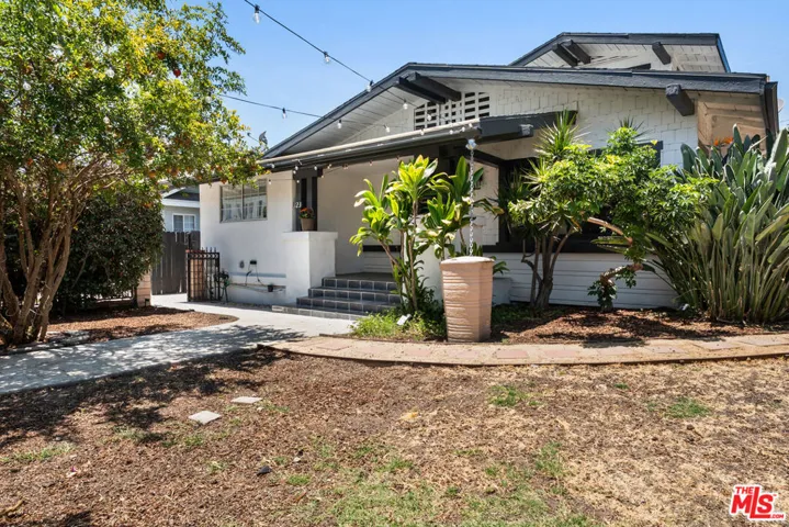 123 N Dillon Street, Los Angeles, California 90026