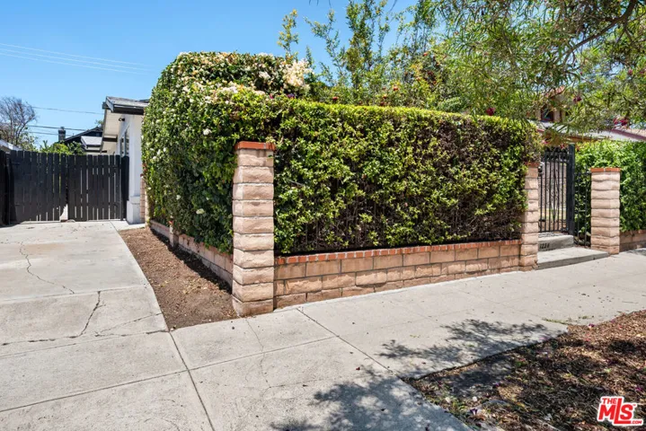123 N Dillon Street, Los Angeles, California 90026