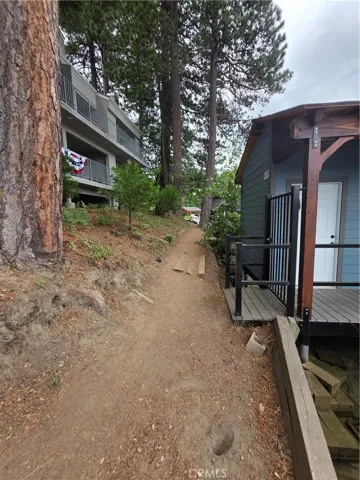 137 S 137 B, Lake Arrowhead, California 92352