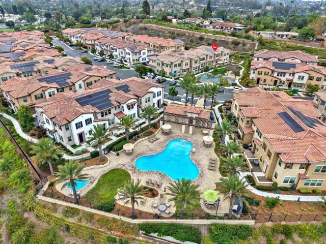 1087 Delpy View, Vista, California 92084