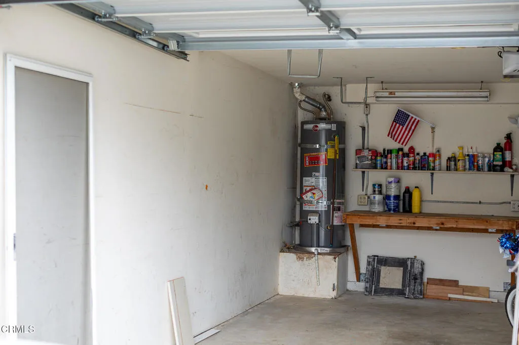 136 Oxnard Ave-5