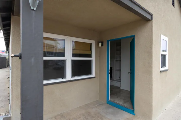 136 Oxnard Ave-28