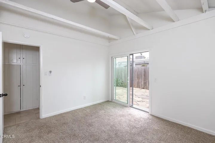 136 Oxnard Ave-8