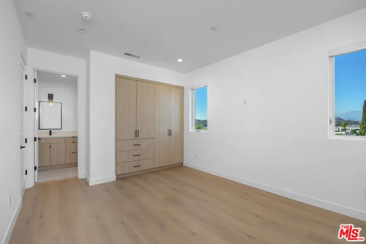 1330 Mohawk Street, Los Angeles, California 90026