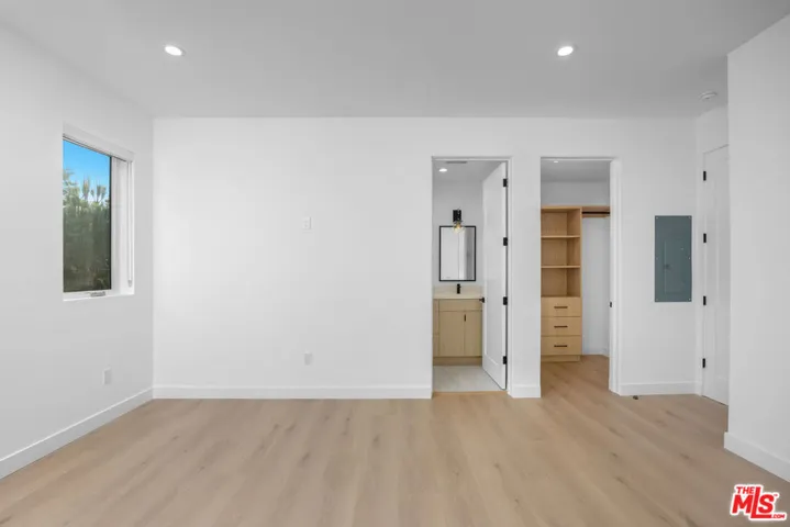 1330 Mohawk Street, Los Angeles, California 90026