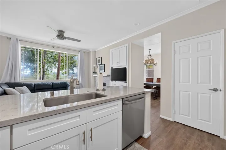 73 Chadron Circle, Ladera Ranch, California 92694