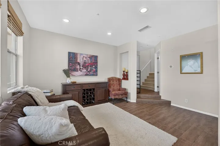 73 Chadron Circle, Ladera Ranch, California 92694