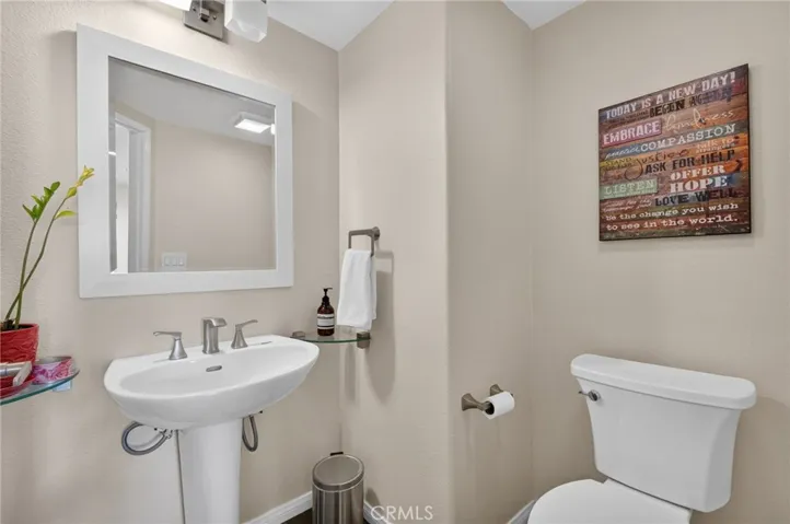 73 Chadron Circle, Ladera Ranch, California 92694