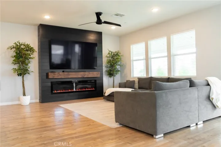 14280 Onowa, Victorville, California 92394