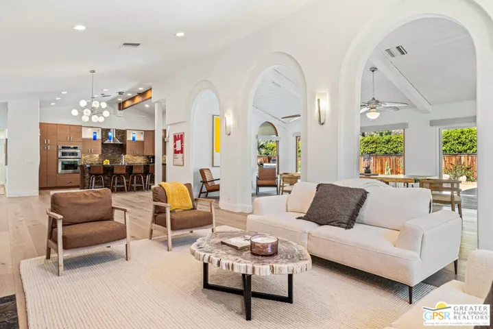 1165 Abrigo Road, Palm Springs, California 92262