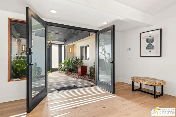 1165 Abrigo Road, Palm Springs, California 92262