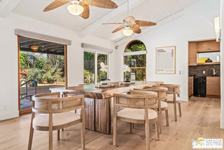 1165 Abrigo Road, Palm Springs, California 92262