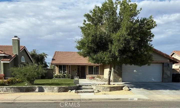 4307 Vitrina, Palmdale, California 93551