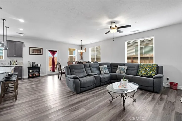 1121 Wasatch, Madera, California 93638