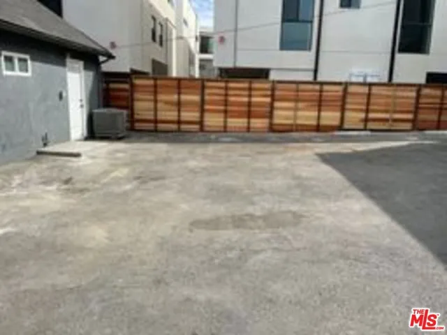 817 N Harvard Boulevard, Los Angeles, California 90029