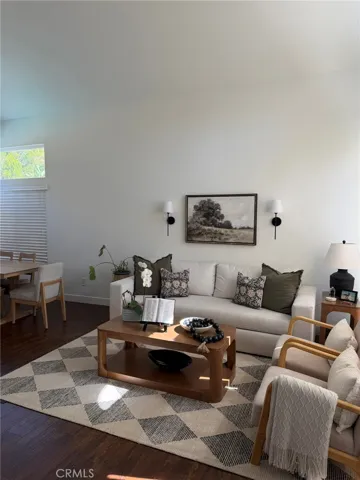 13580 Anochecer, Chino Hills, California 91709