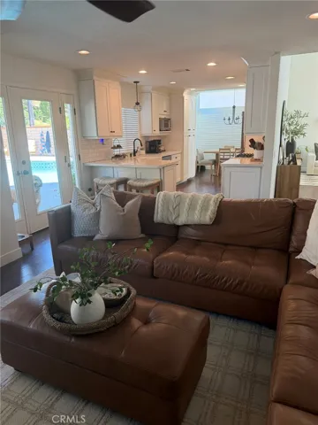 13580 Anochecer, Chino Hills, California 91709