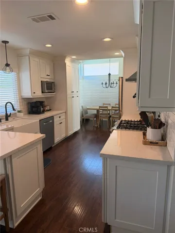 13580 Anochecer, Chino Hills, California 91709