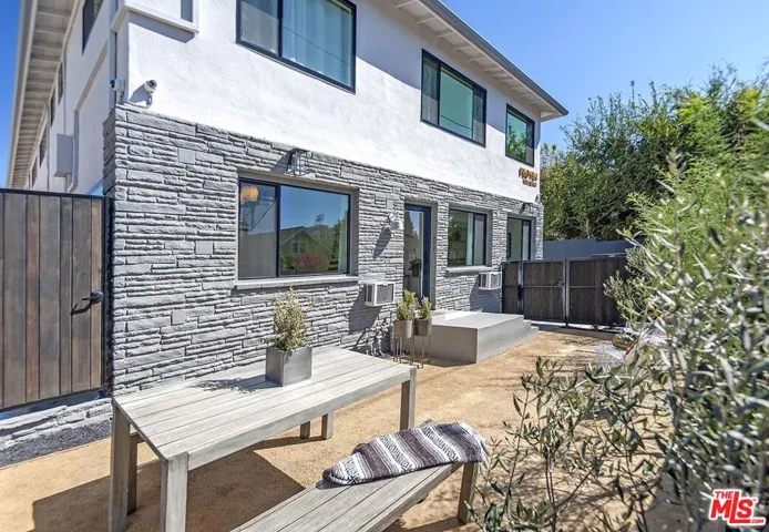 1964 Vista Del Mar Street, Los Angeles, California 90068