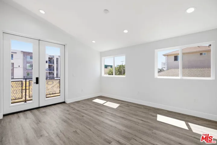 11611 Burbank Boulevard, Los Angeles, California 91601