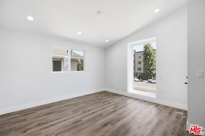 11611 Burbank Boulevard, Los Angeles, California 91601