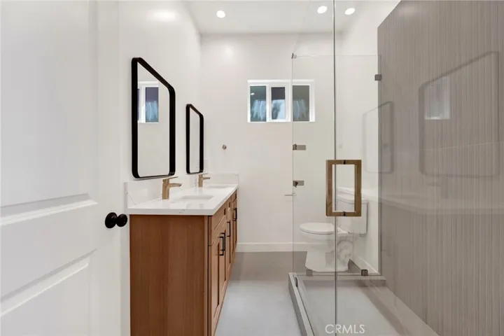 22538 Roscoe Boulevard, West Hills, California 91304