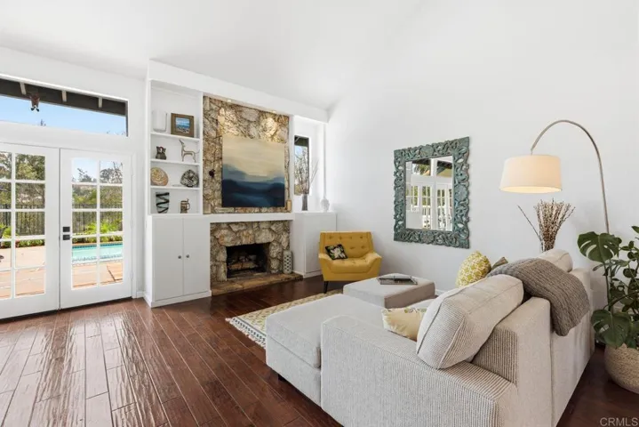 9879 Caminito Pelon, San Diego, California 92131