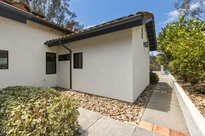 9879 Caminito Pelon, San Diego, California 92131