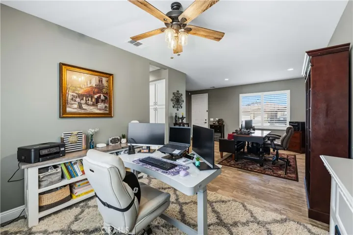 43708 Tahoe, Lancaster, California 93536