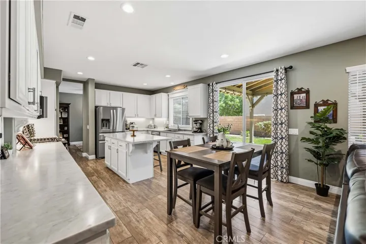 43708 Tahoe, Lancaster, California 93536