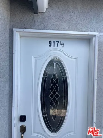 915 E 76th Place, Los Angeles, California 90001
