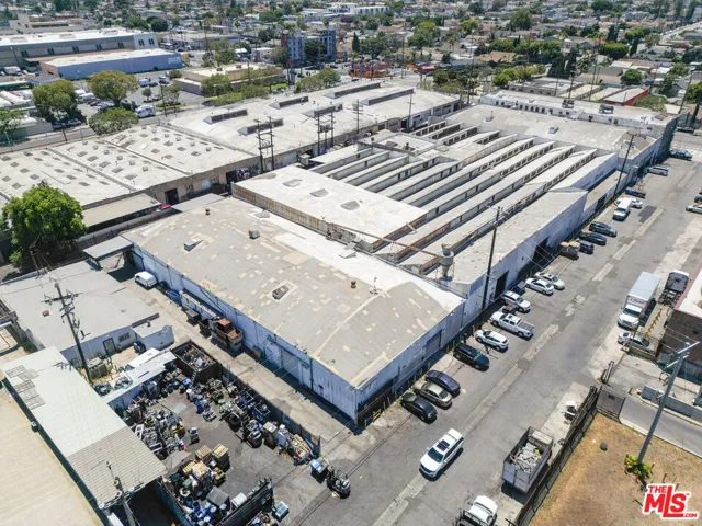 6200 Avalon Boulevard, Los Angeles, California 90003