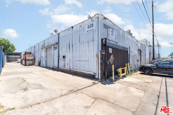 6200 Avalon Boulevard, Los Angeles, California 90003