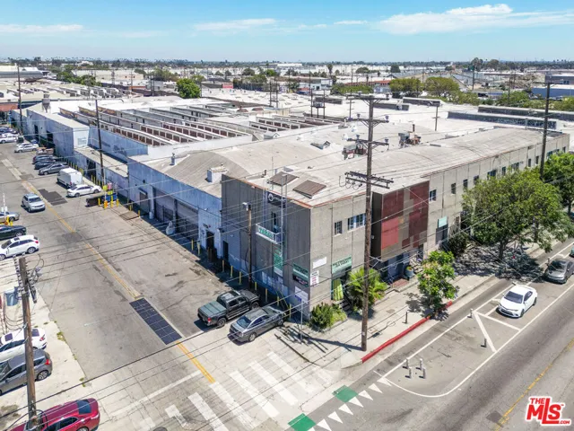 6200 Avalon Boulevard, Los Angeles, California 90003