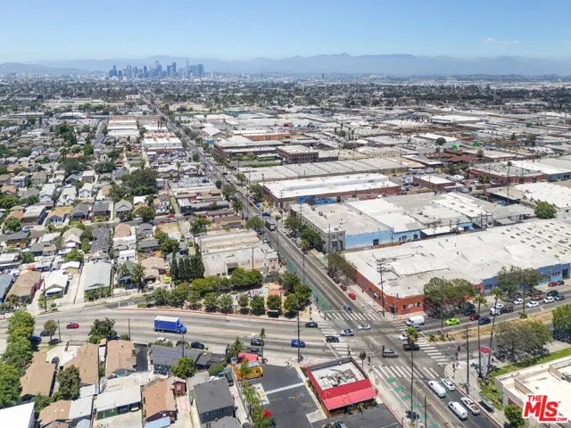 6200 Avalon Boulevard, Los Angeles, California 90003