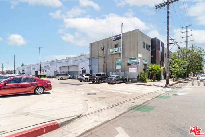 6200 Avalon Boulevard, Los Angeles, California 90003