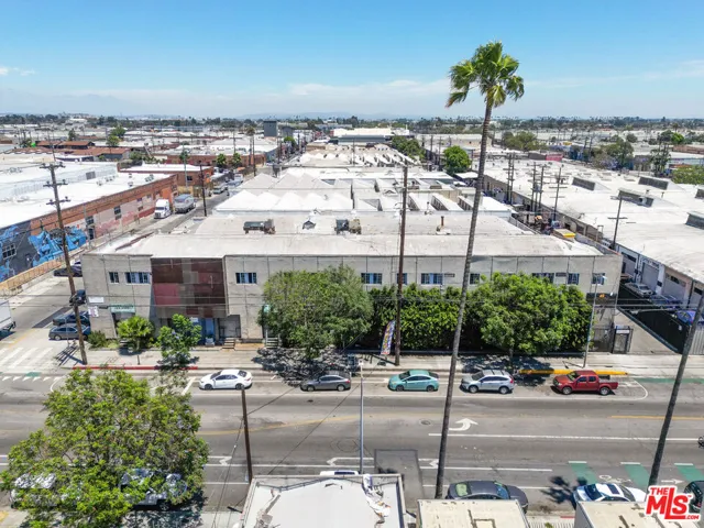 6200 Avalon Boulevard, Los Angeles, California 90003