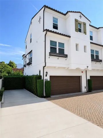 436 W Duarte Road A, Monrovia, California 91016